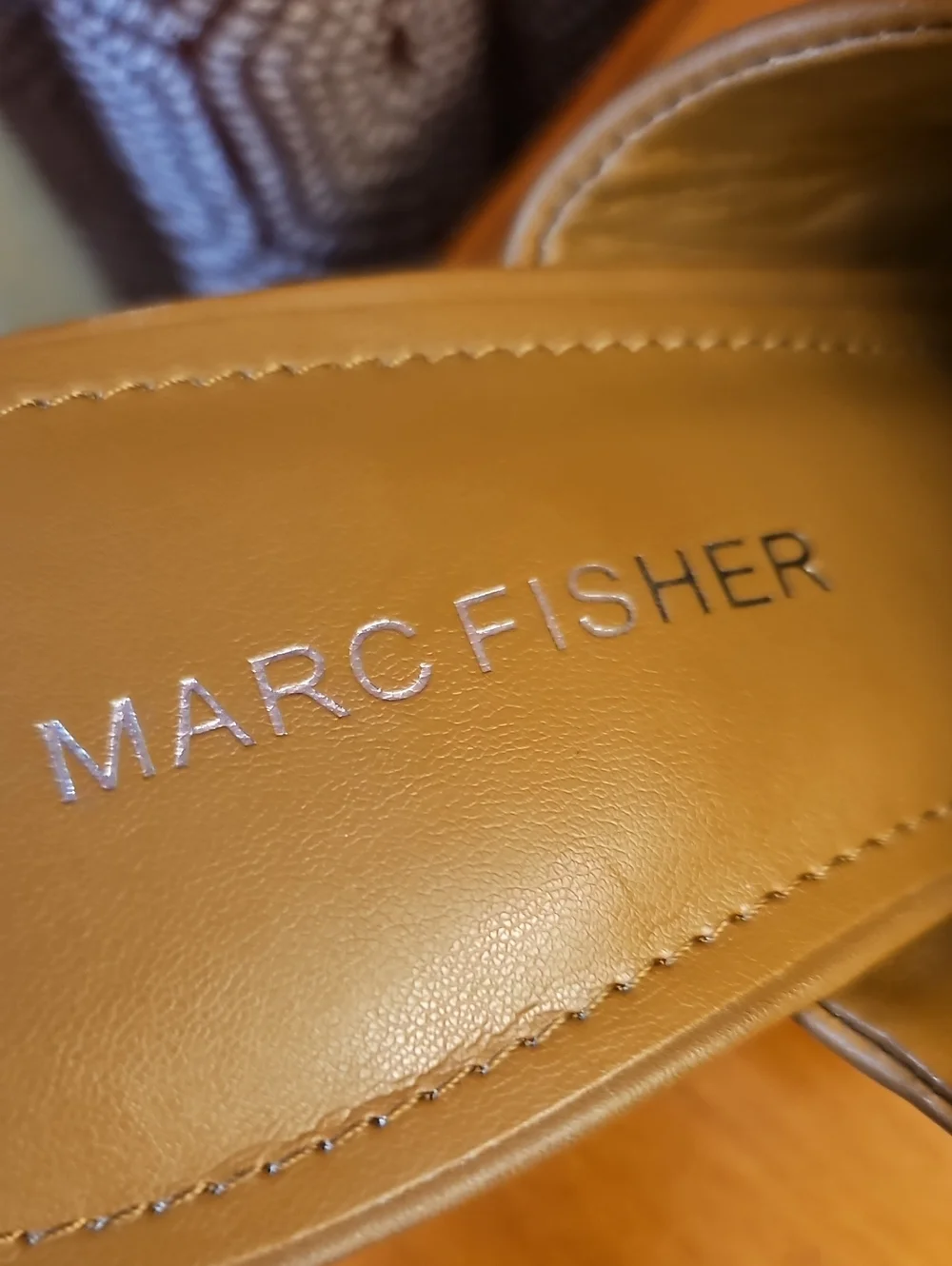 Mark Fisher Leather Block Heeled  Mules  9M EUC/Caramel Colour - Picture 11 of 11